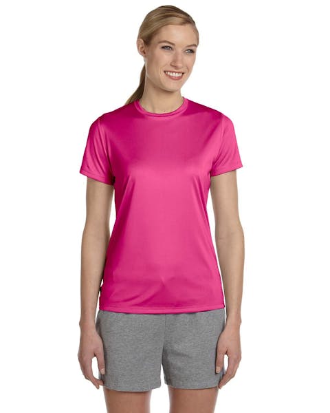 Camiseta Hanes 4830 Cool DRI para mujer con FreshIQ Performance