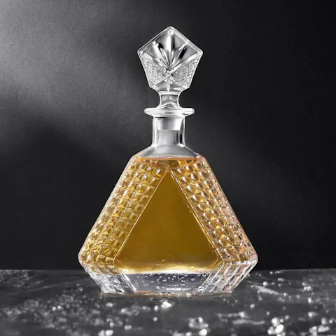 Decantador de whisky - Triángulo - 650ML